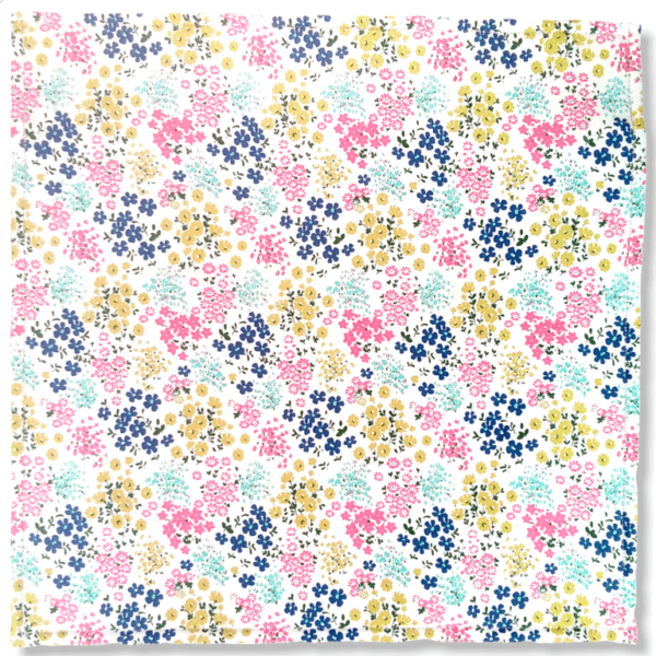 Pretty Floral Gingham Clear Vinyl Front Project Bag - 14" x 14" (35.5 x 35.5 cms) - Image 6