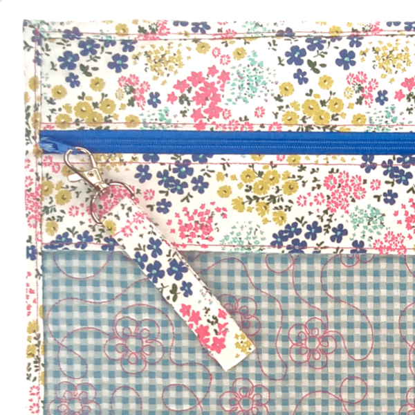 Pretty Floral Gingham Clear Vinyl Front Project Bag - 14" x 14" (35.5 x 35.5 cms) - Image 3