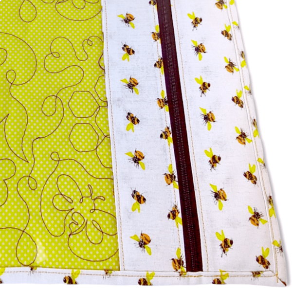 Save the Bees Clear Vinyl Front Project Bag - 14" x 14" (35.5 x 35.5 cms) - Image 7